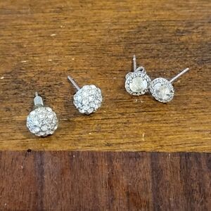 Elegant Silver Stud Earrings Set